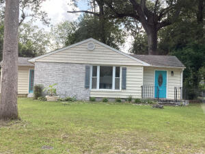 Foto principal - 109 Located off E Pine Log Rd