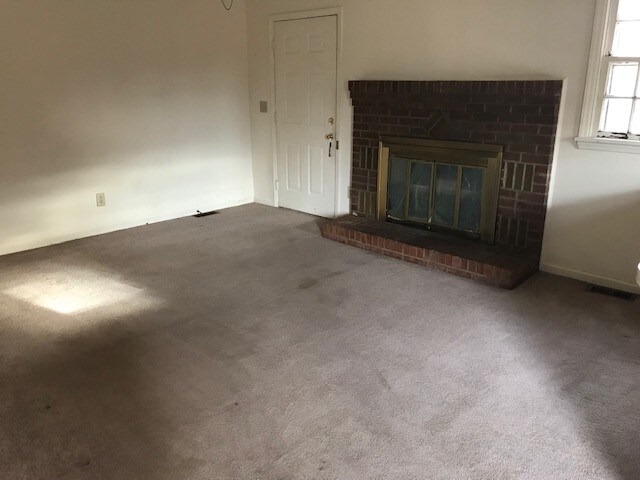 Building Photo - 2880 Kanoy Rd
