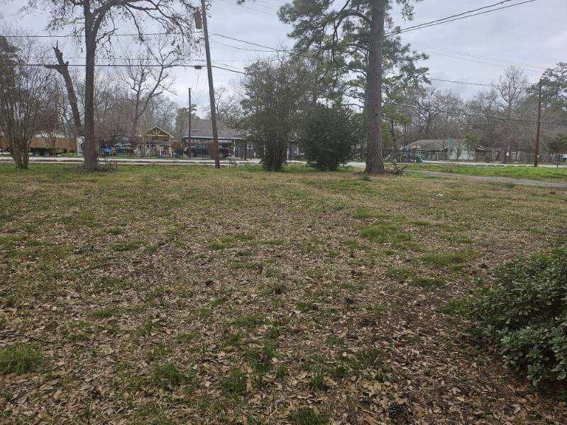 Foto principal - 9214 Denton St