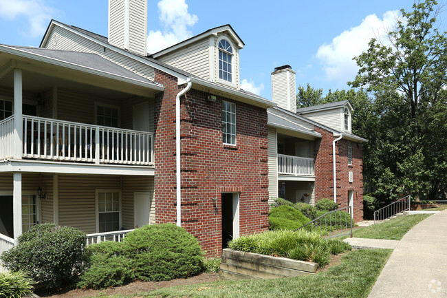 Building Photo - Patchen Oaks