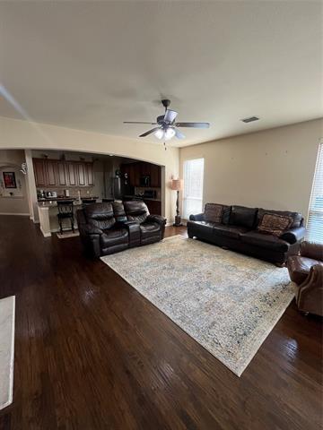 Building Photo - 2117 Willard Dr