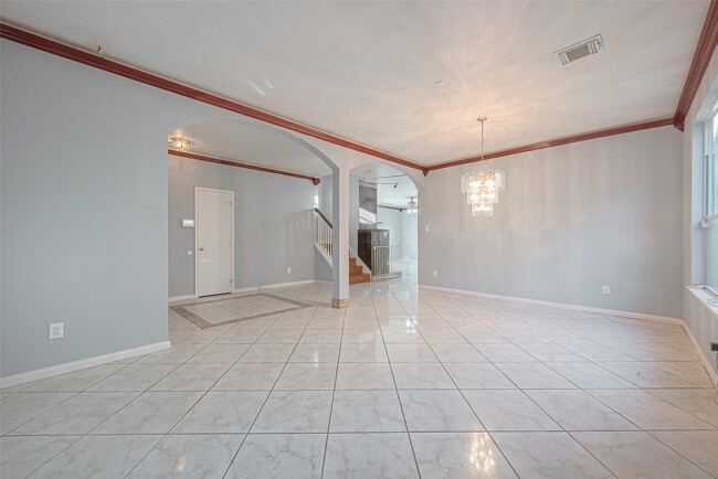Building Photo - 9407 Demsey Mill Dr