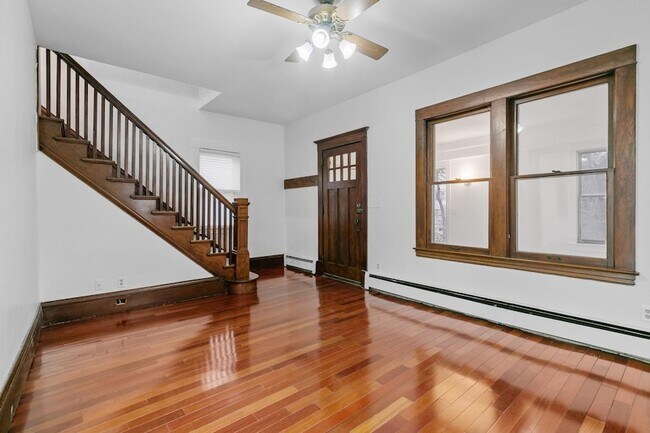 Foto del edificio - 1826 Franklin Ave SE