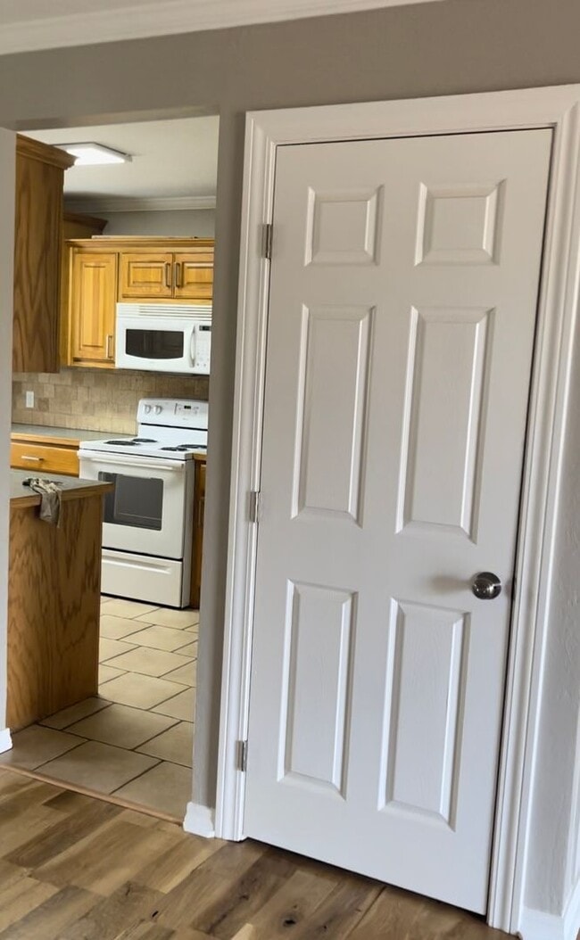 Building Photo - 3 Bedroom, 2 Bath- House in Ada