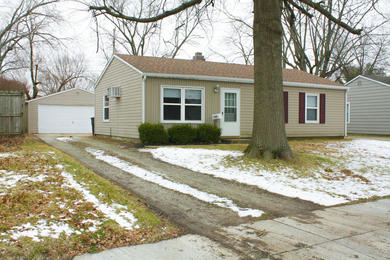 Primary Photo - 3 Bedroom and 1 Bath Single Family Home