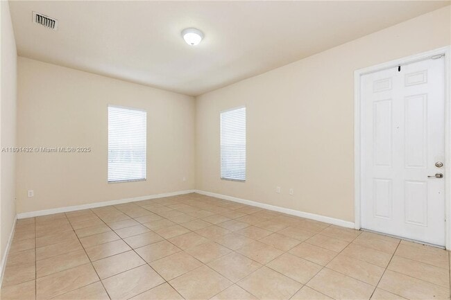 Foto del edificio - 9036 SW 170th Pl