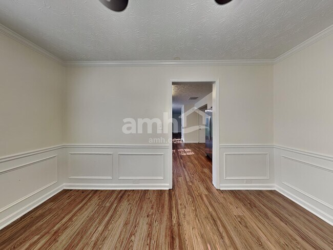 Building Photo - 920 Underhill Ct