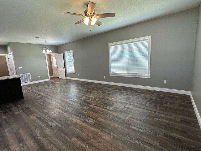 Foto del edificio - For lease: 2 Bed, 2 Bath Home Rural Neosho...