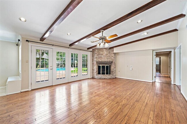 Building Photo - 13510 Perthshire Rd
