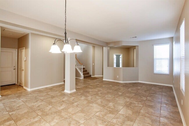 Building Photo - 28881 Kennebunk Ct