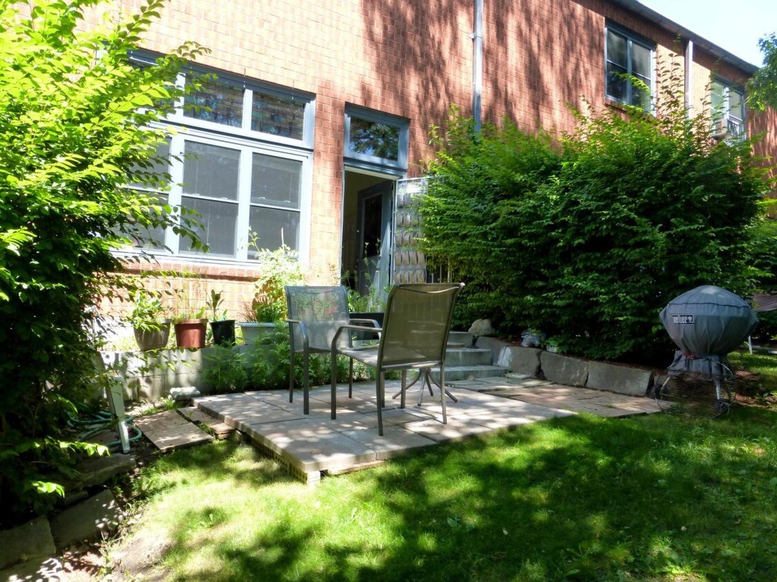 100 Lawn St, Boston, MA 02120 Condo for Rent in Boston, MA