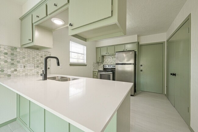 Foto del edificio - 1626 NW 45th St