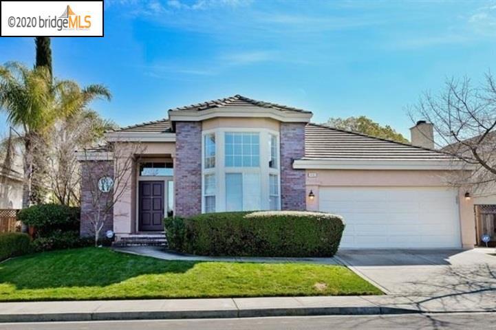 Foto principal - 410 Jonathan Ridge Dr