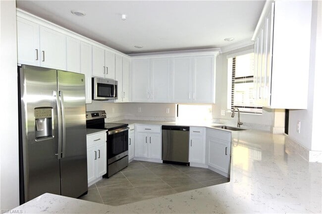 Building Photo - 15861 Prentiss Pointe Cir