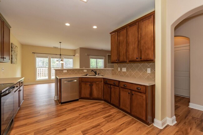 Foto del edificio - Lovely Large Family Home in Fuquay!