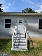 2114 Moorland Dr