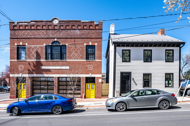 Building Photo - 301 N Loudoun St