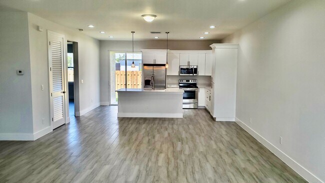 Photo - 61 Marie Dr House