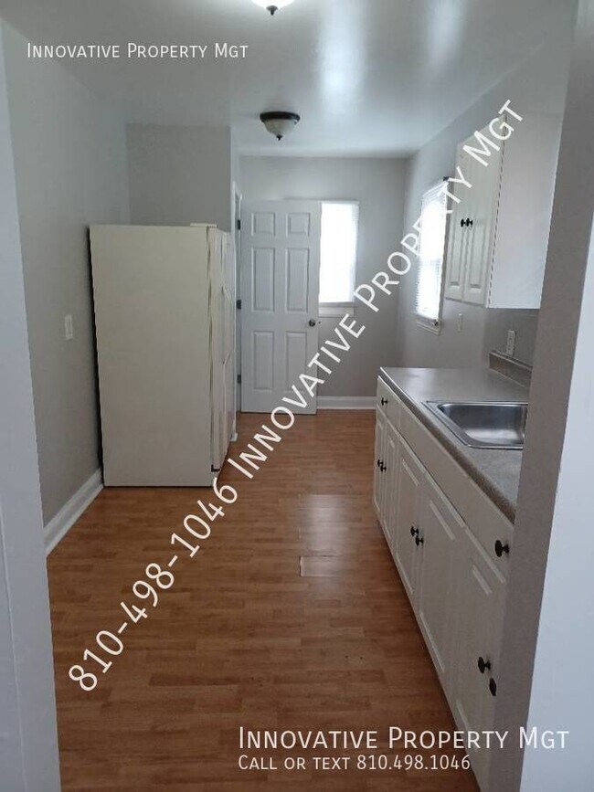 Foto del edificio - 2 bedroom with a garage!