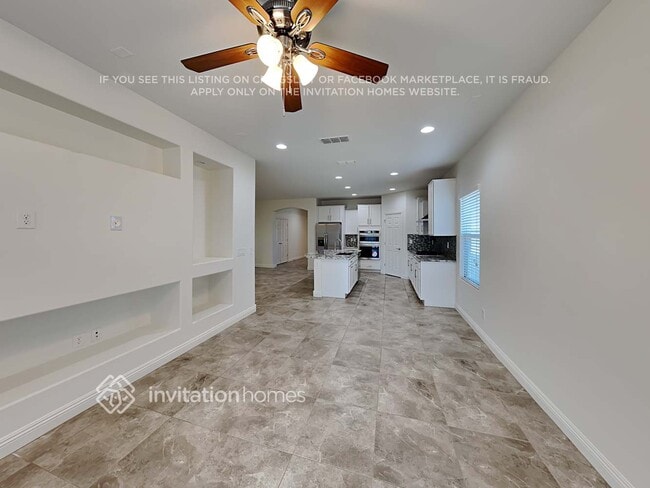 Foto del edificio - 17517 W Bent Tree Dr