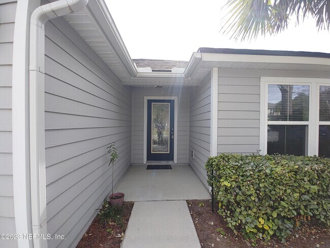 Foto del edificio - 208 Midway Park Dr