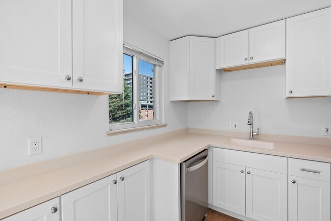 Dishwasher included - 2401 E Warren Ave