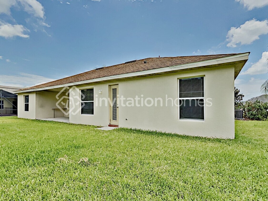 Building Photo - 13027 Antique Oak St