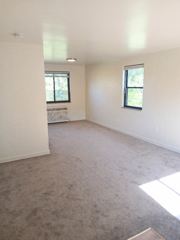 Building Photo - 472 Hoodridge Dr