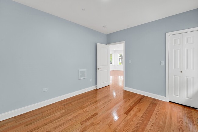Foto del edificio - 1115 N Taylor Ave
