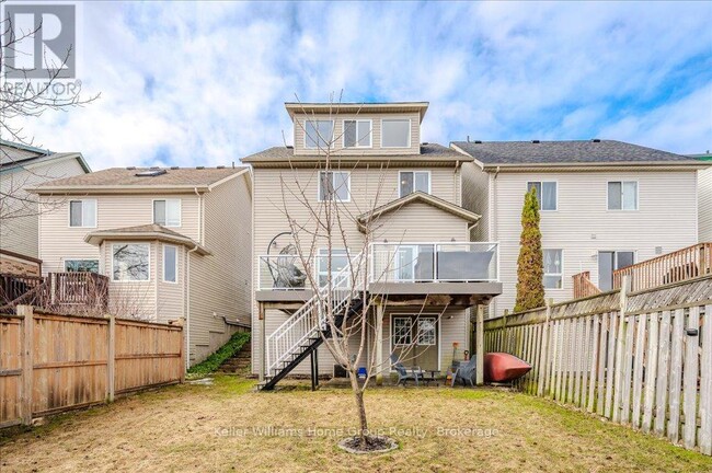 Building Photo - 6 Carrington Pl