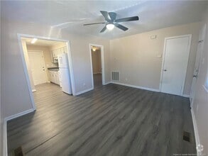 Building Photo - 4959 Fieldcrest Dr