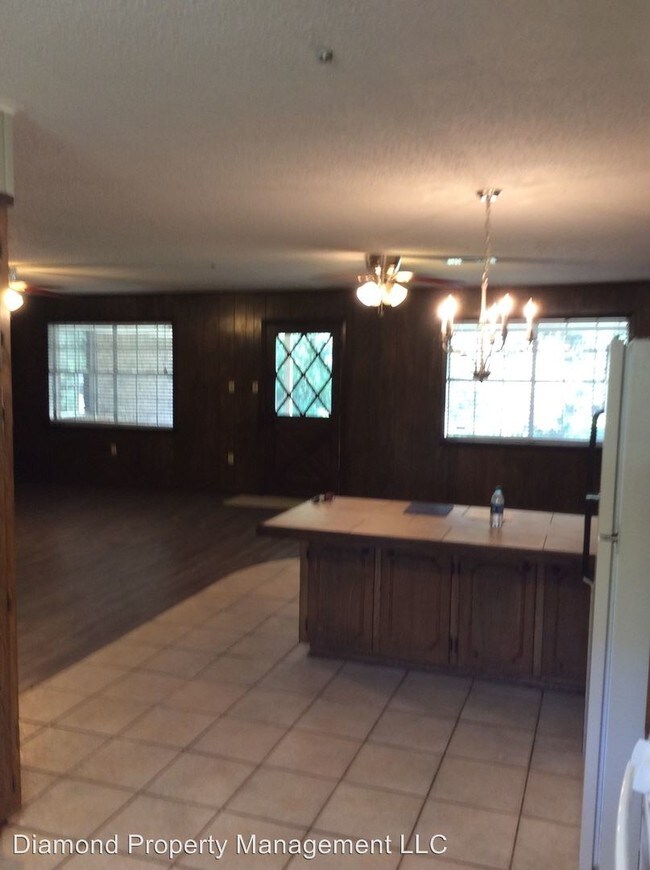 Building Photo - 4 br, 2 bath House - 6702 Highway 1