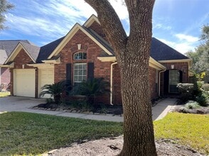 Building Photo - 1602 Lawick Cir