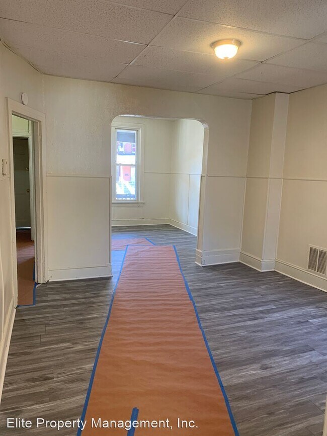 Building Photo - 5 br, 1.5 bath House - 519 S. Pershing Avenue