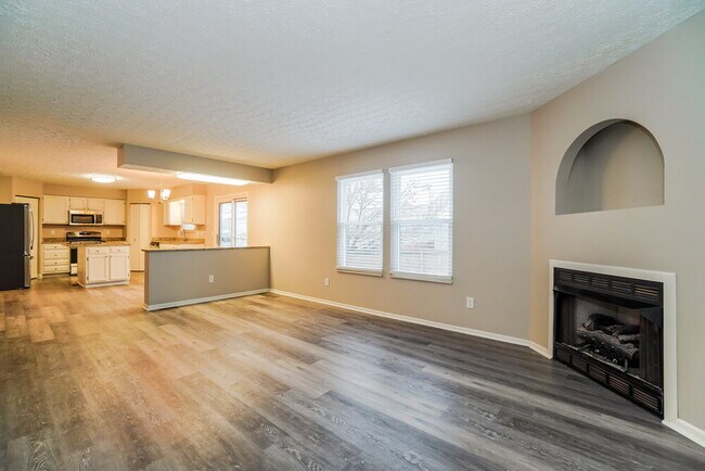 Building Photo - 324 Harland Dr