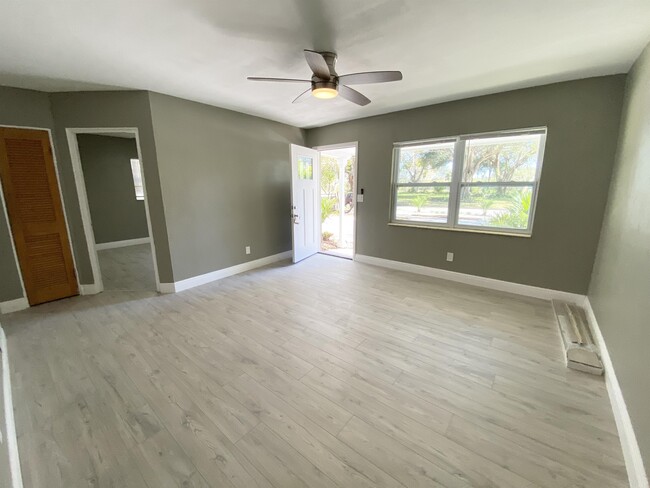 Foto del edificio - 2603 Quincy St S