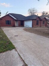 Building Photo - 14322 Golden Cypress Ln