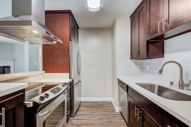 Interior Photo - eight70