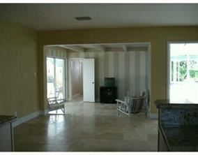 Foto principal - 3 br, 2 bath House - 1300 NE 26th Ter
