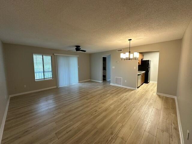 Foto del edificio - 3595 Sable Palm Ln, unit f