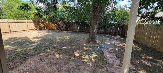 Building Photo - 14413 Tiffer Ln
