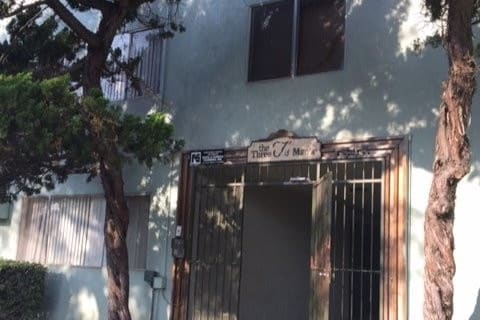 front - 1545 Mentone Ave