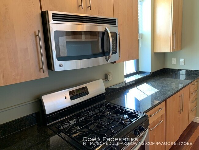 Foto del edificio - 212 N Center St