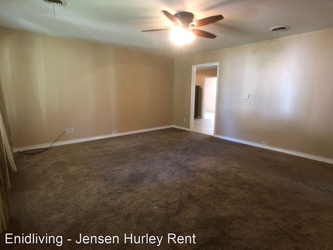 Building Photo - 3 br, 1 bath House - 1617 Meadowbrook