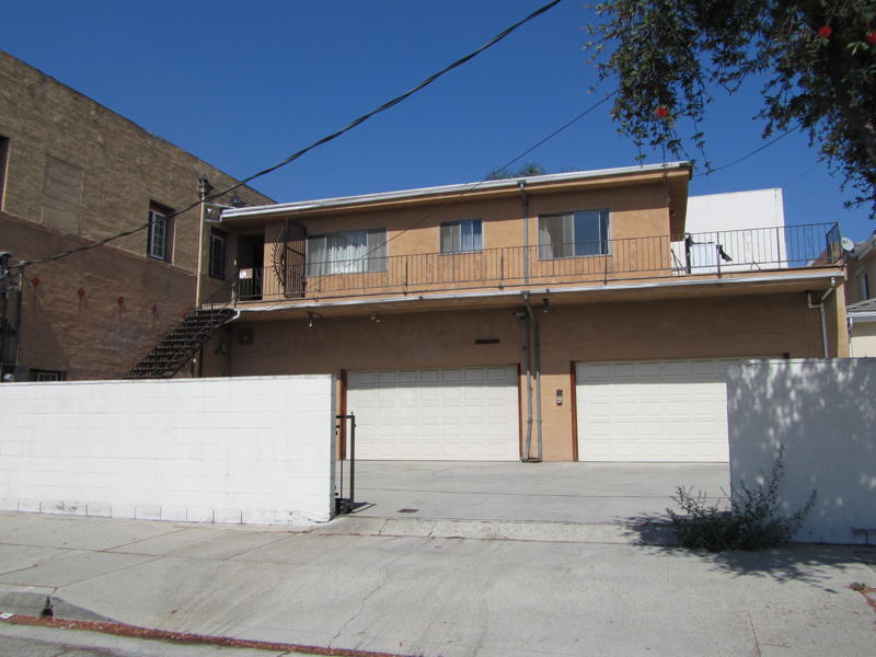 Building Photo - 618-622 S Del Mar Ave