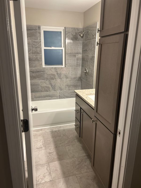 Foto del edificio - 20135 Eureka Rd