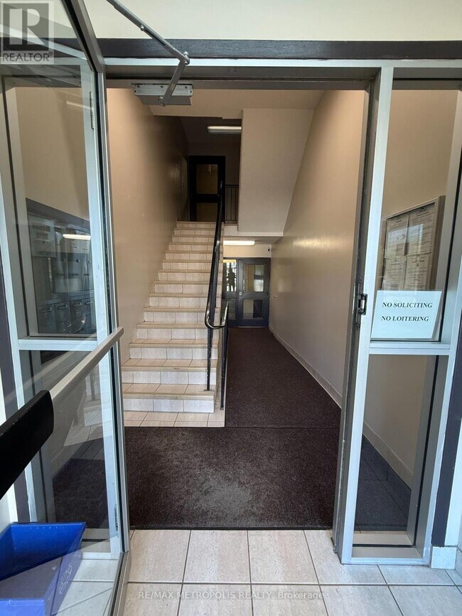 Photo du bâtiment - 271 Eiwo Ct