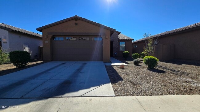 Foto del edificio - 16839 W Evergreen Rd