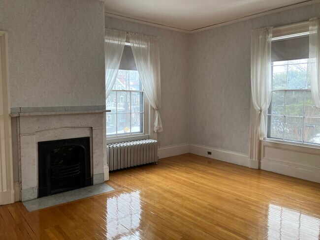 Foto del edificio - 31 Pleasant St