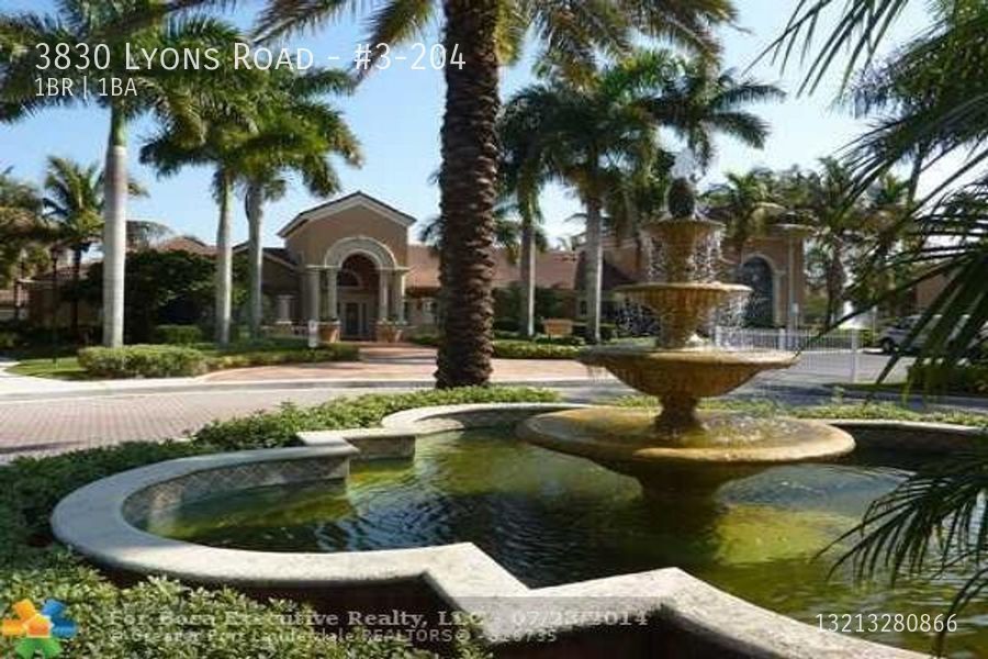 Primary Photo - 1/1 condo with Lake View in Riviera Palms